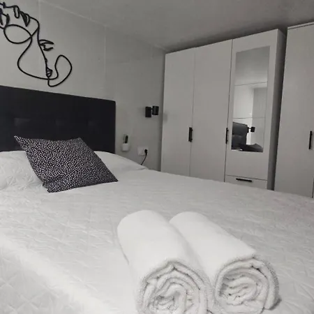Apartamento Hemisférico 3 Artes y ciencias *