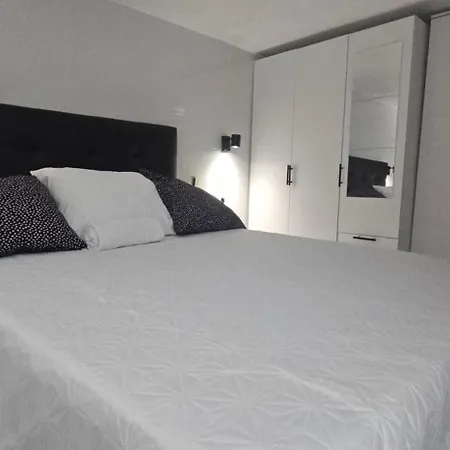 Apartamento Hemisférico 3 Artes y ciencias